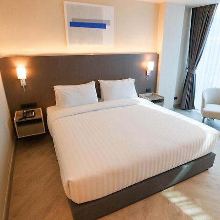 The One Cozy Living Hotel Pattaya Exterior photo