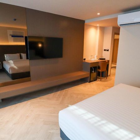 The One Cozy Living Hotel Pattaya Exterior photo