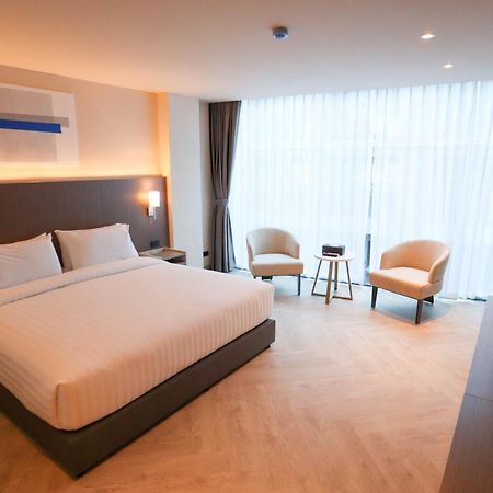 The One Cozy Living Hotel Pattaya Exterior photo