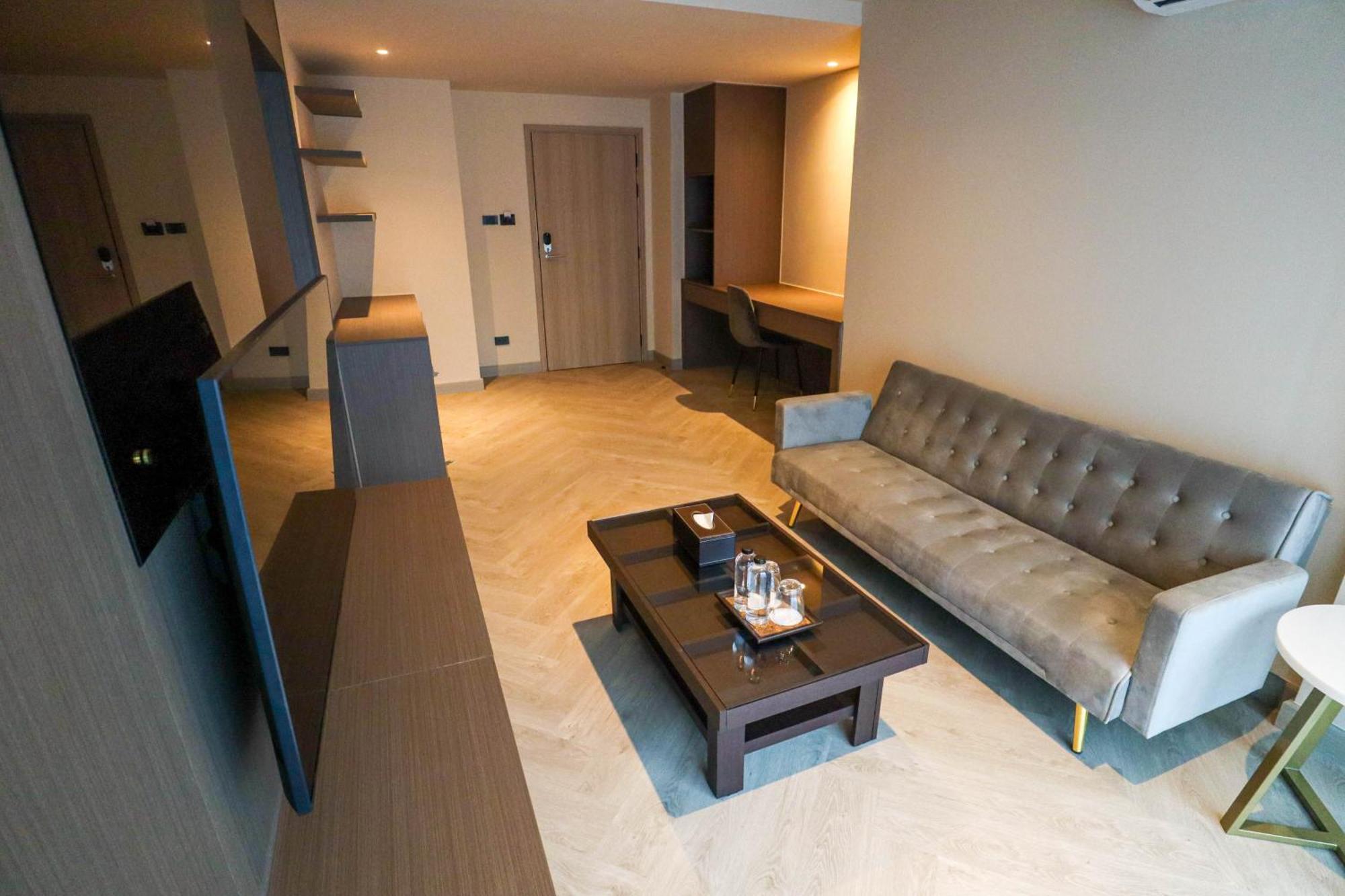 The One Cozy Living Hotel Pattaya Exterior photo