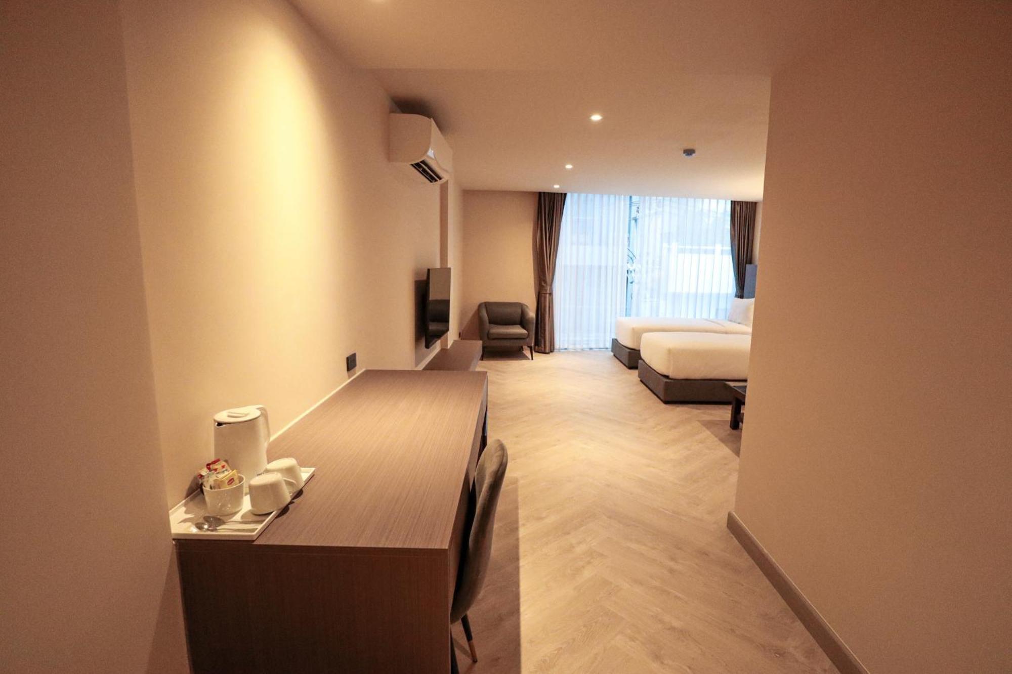 The One Cozy Living Hotel Pattaya Exterior photo