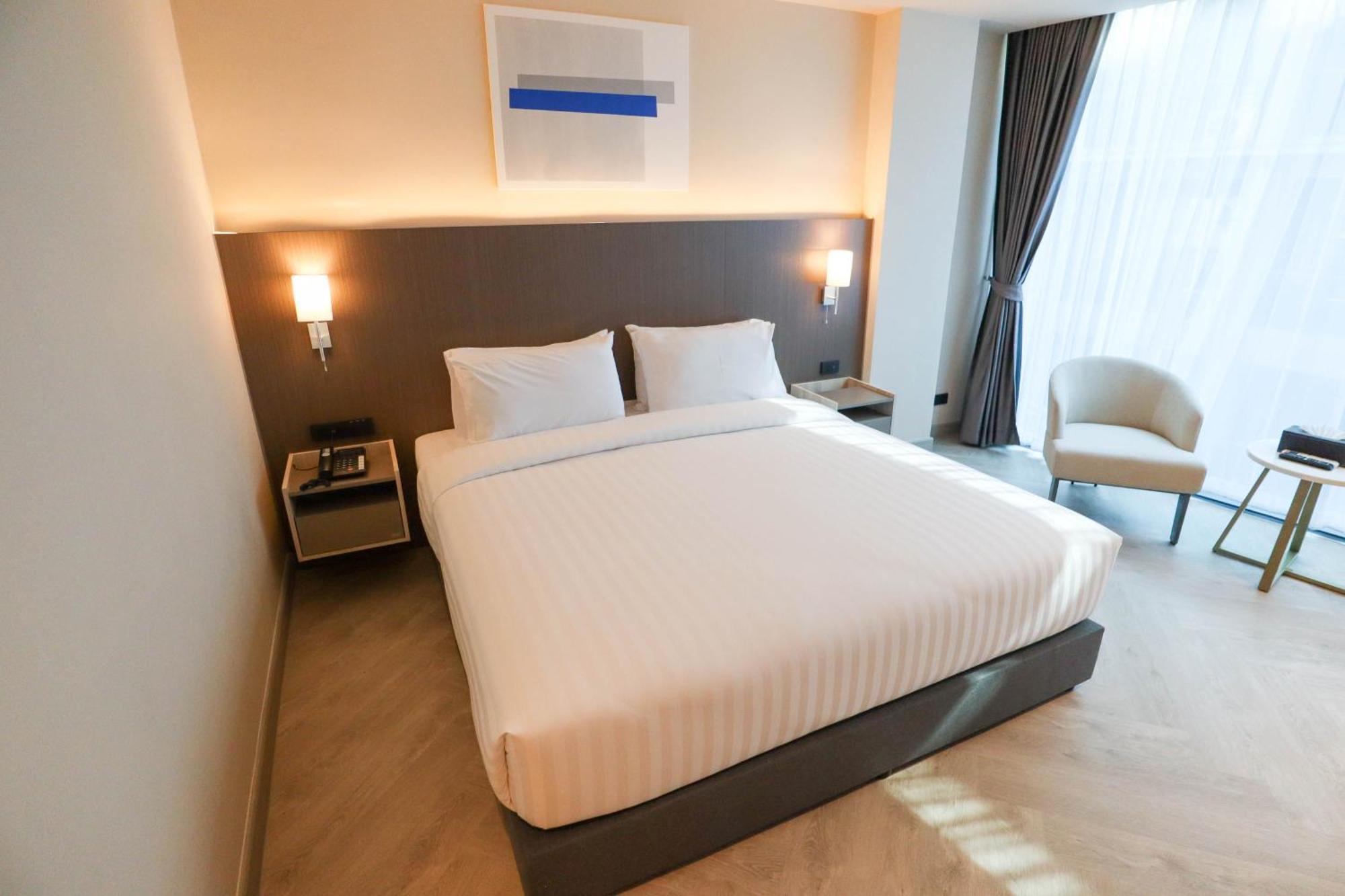 The One Cozy Living Hotel Pattaya Exterior photo