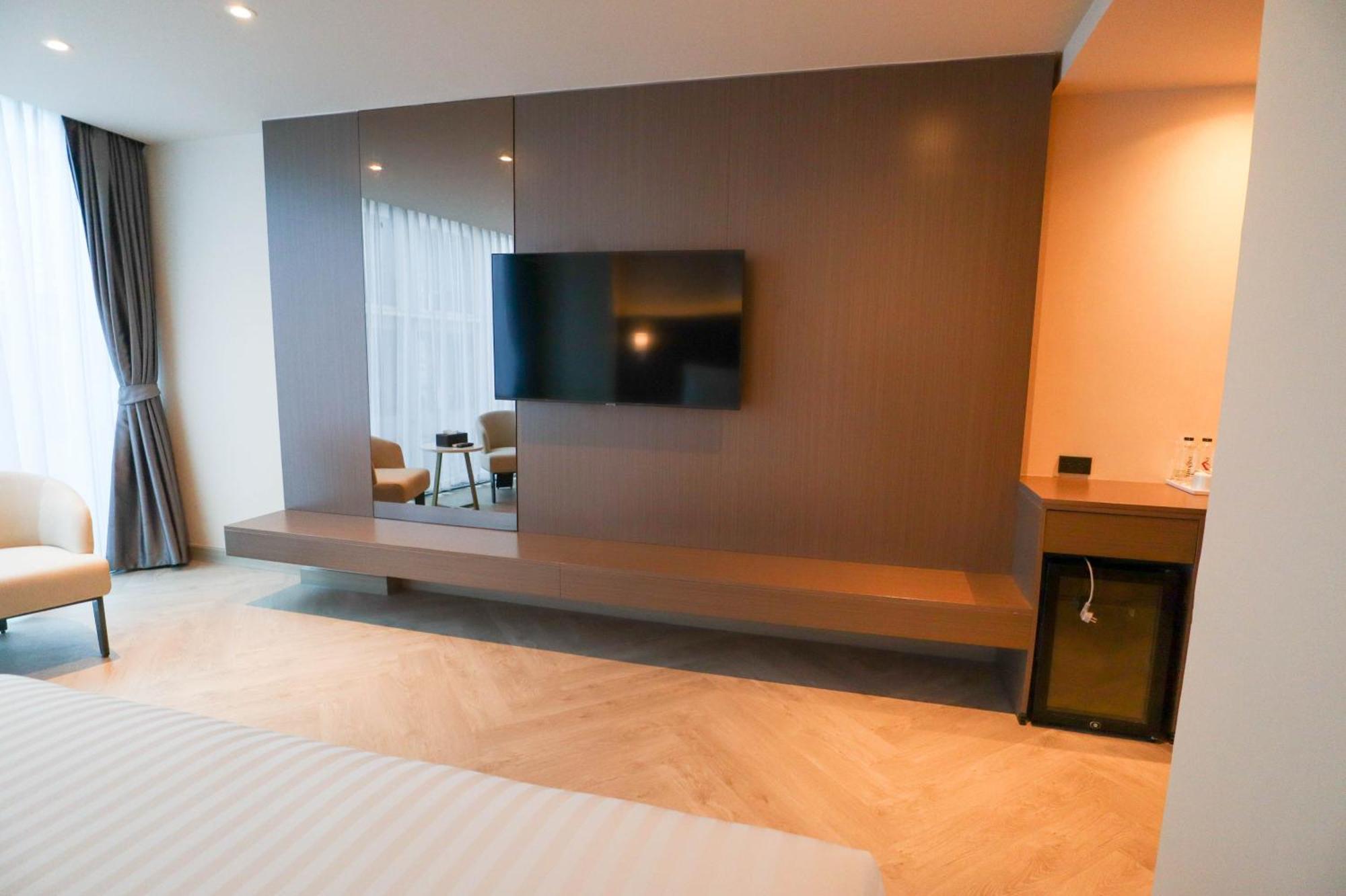 The One Cozy Living Hotel Pattaya Exterior photo